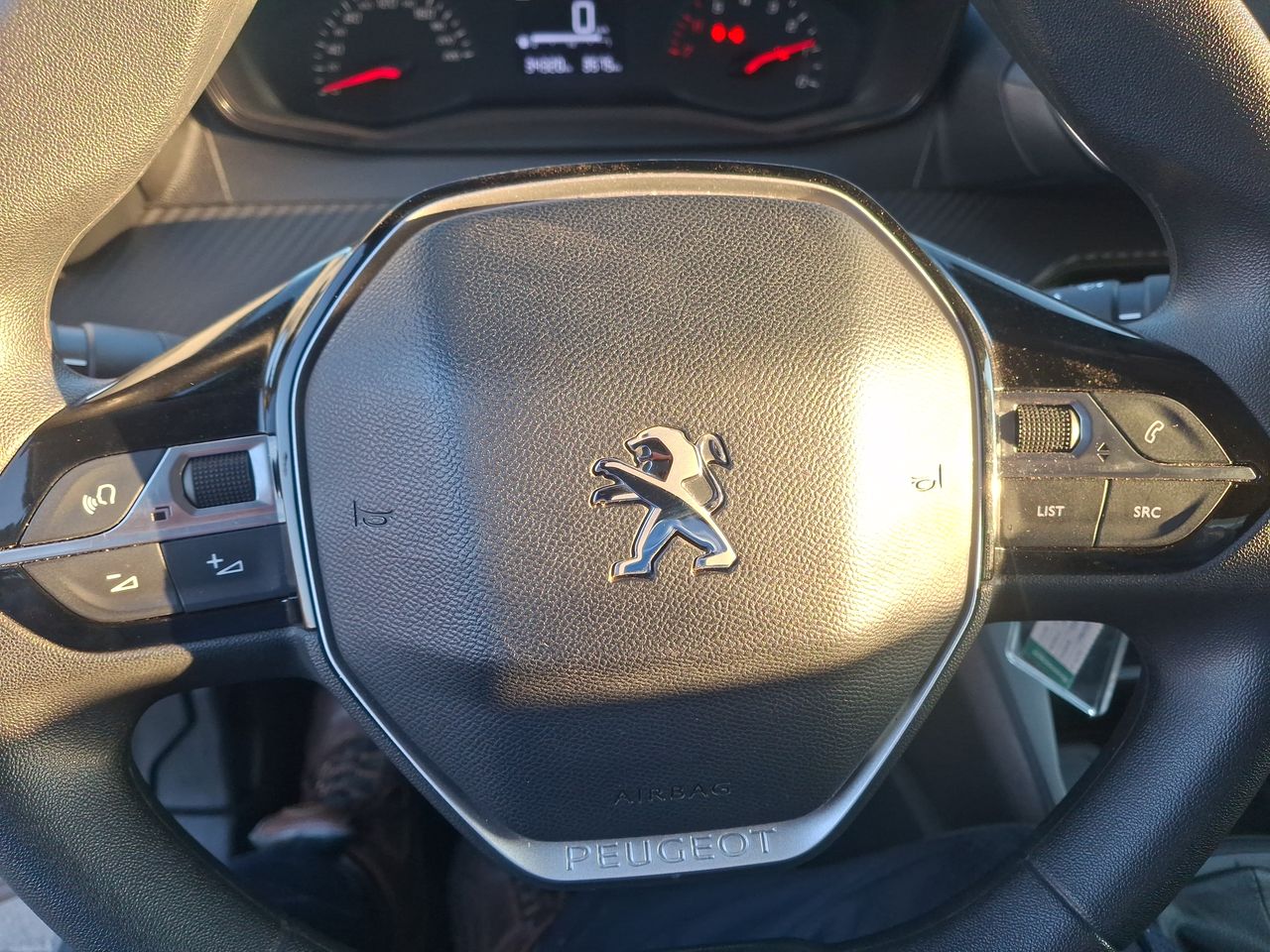 PEUGEOT - 18