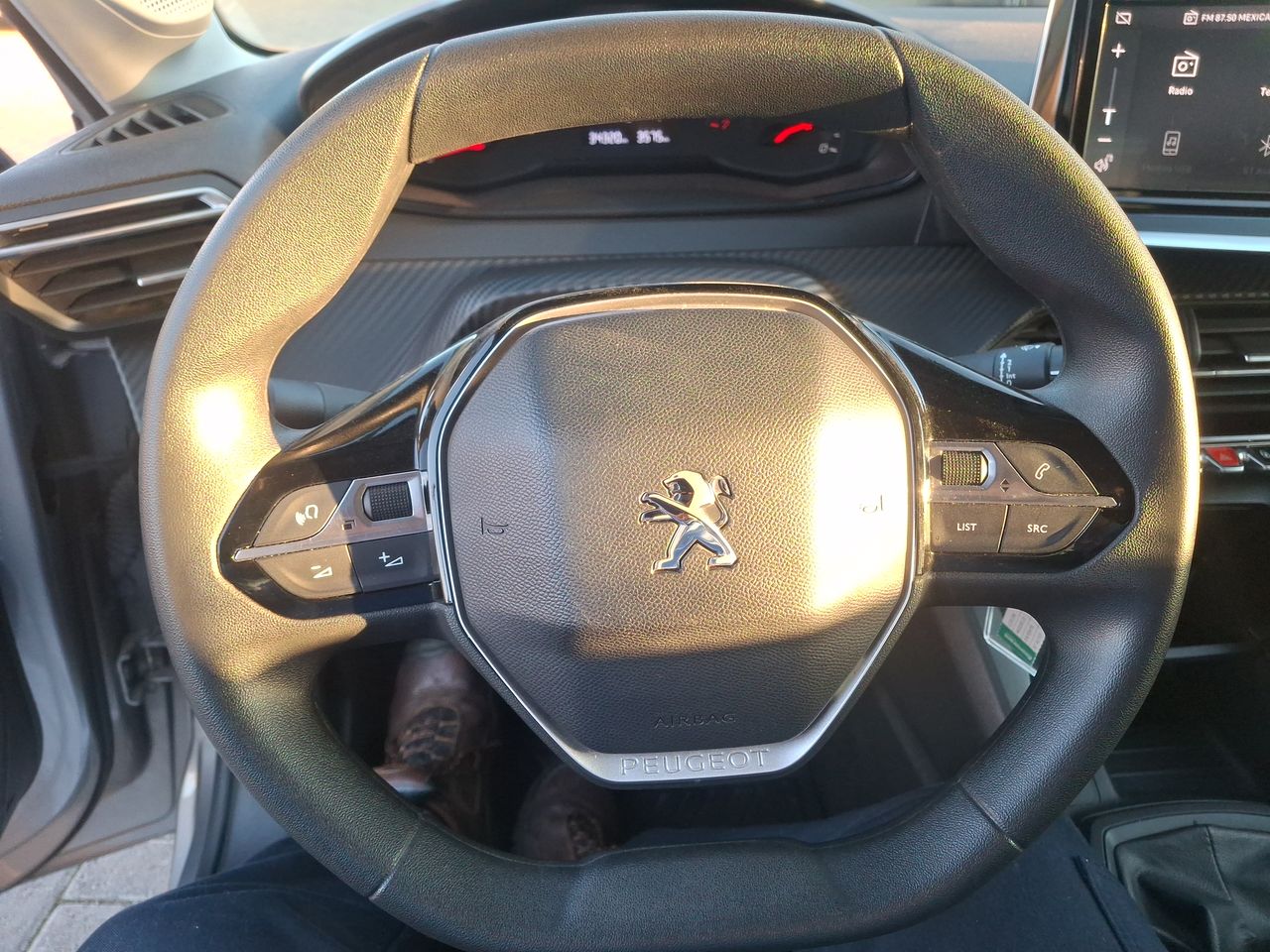 PEUGEOT - 17