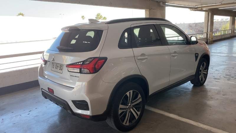 MITSUBISHI - 3
