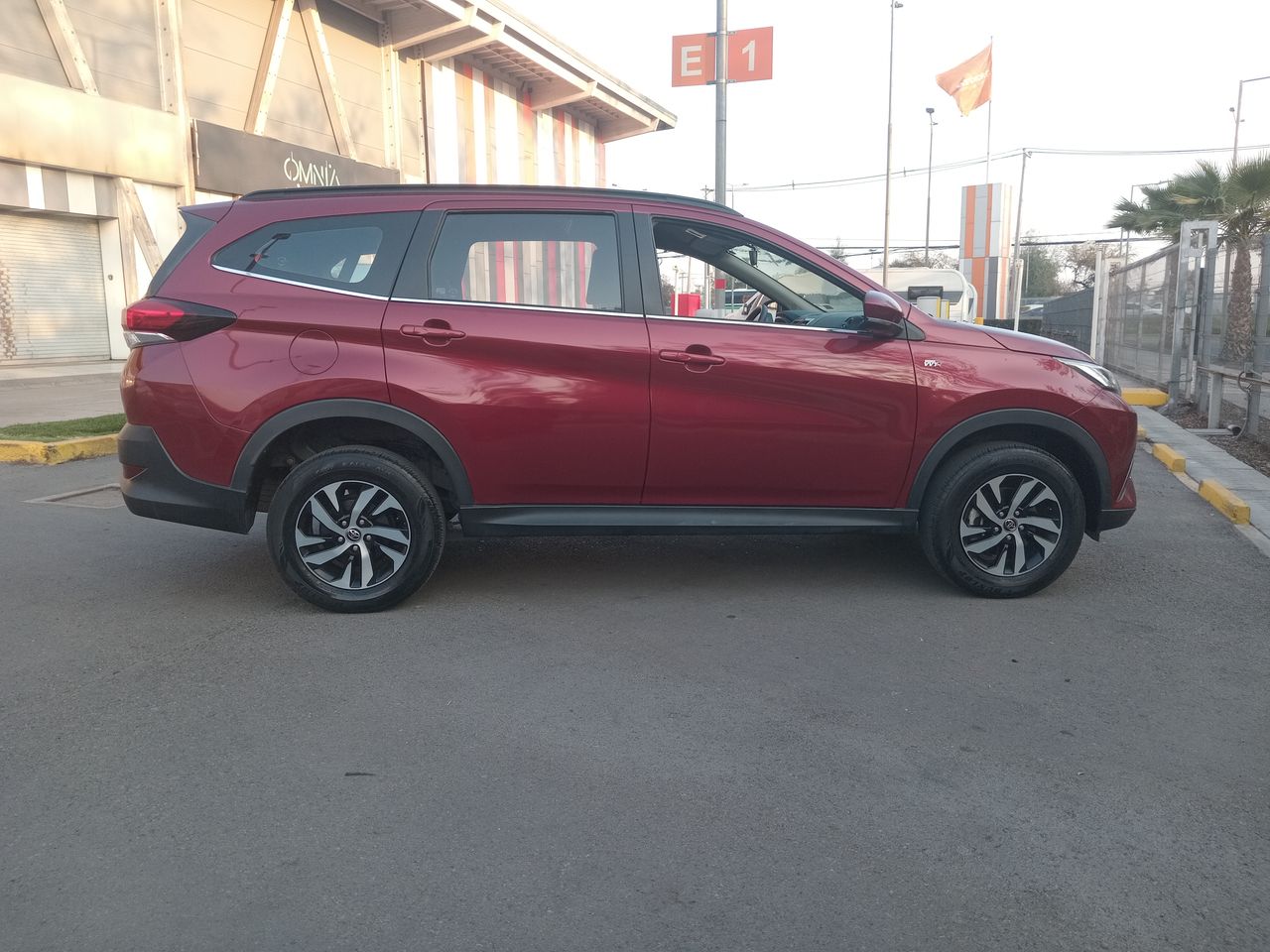 TOYOTA - 8