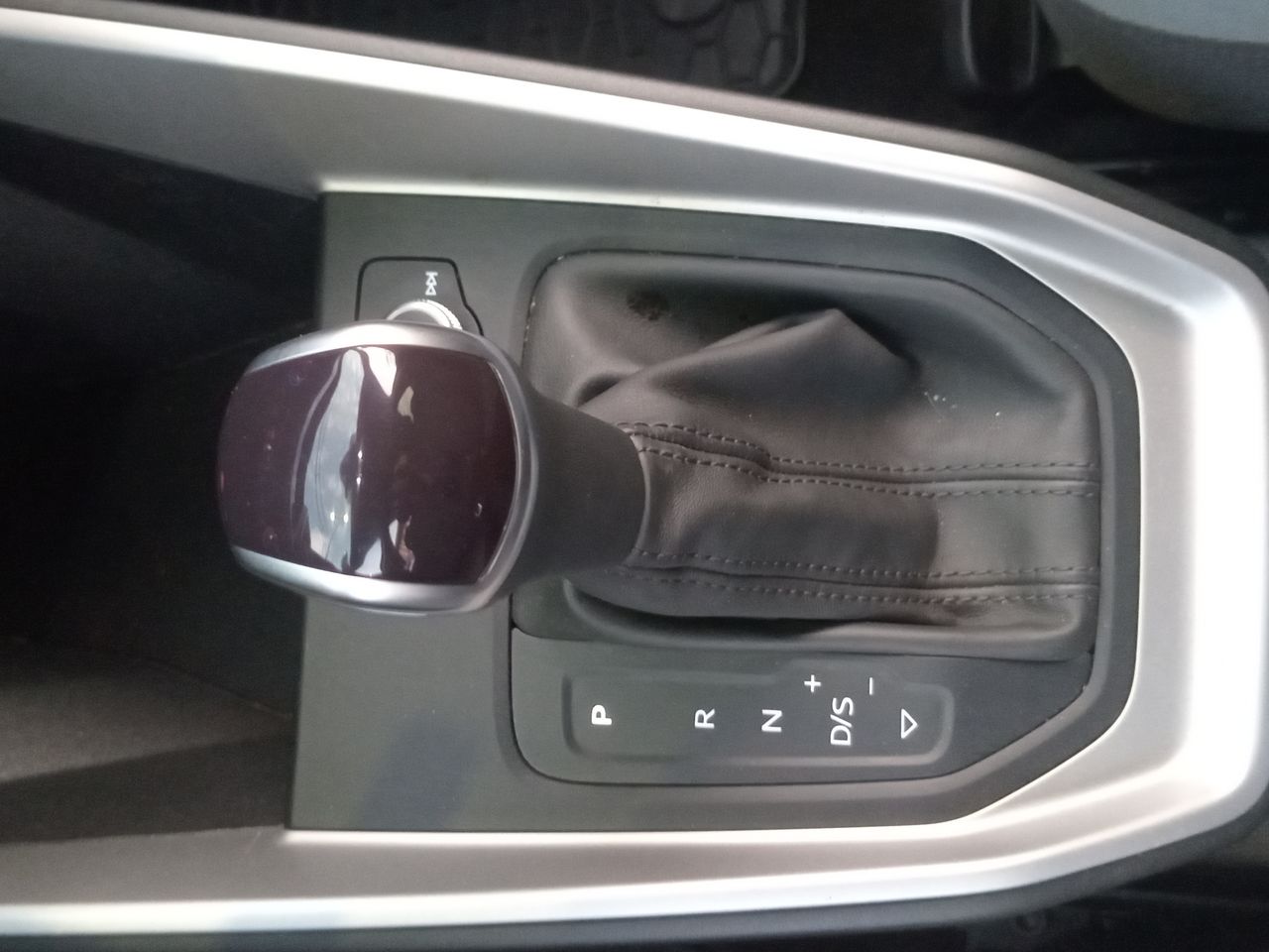 AUDI - 30