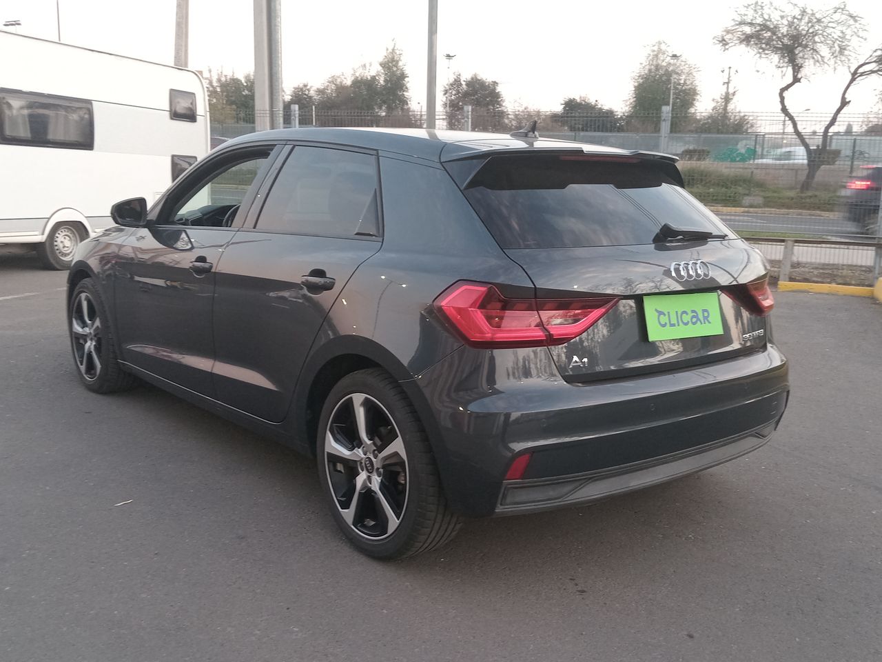 AUDI - 5