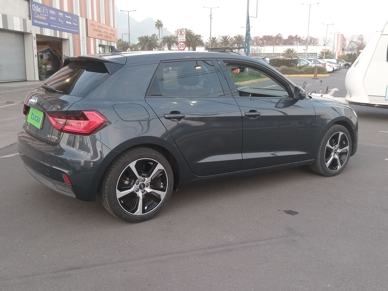 AUDI - 7