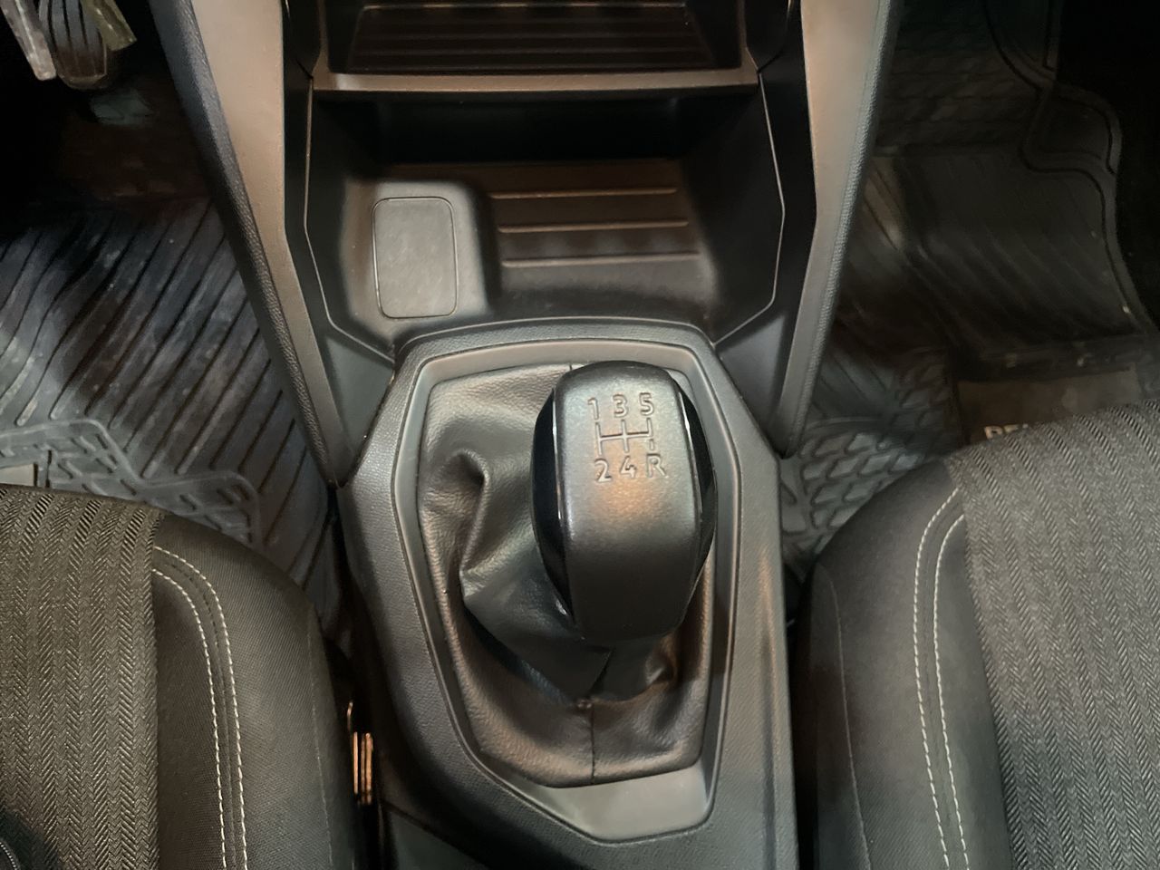 PEUGEOT - 22