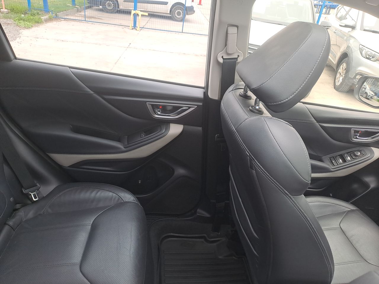Subaru Forester — foto 8 de 19