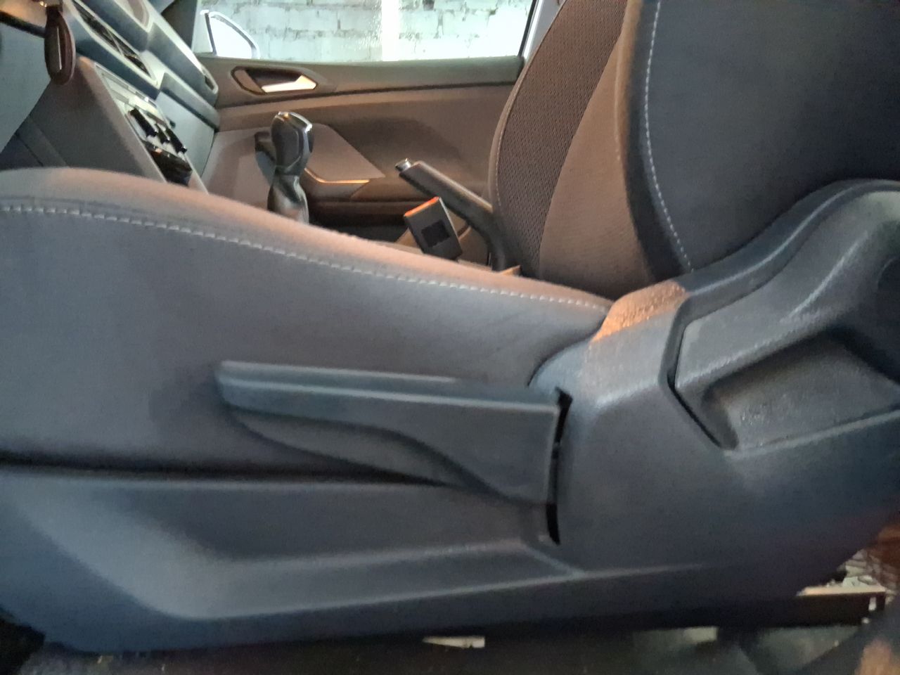 Volkswagen T-Cross — foto 17 de 29