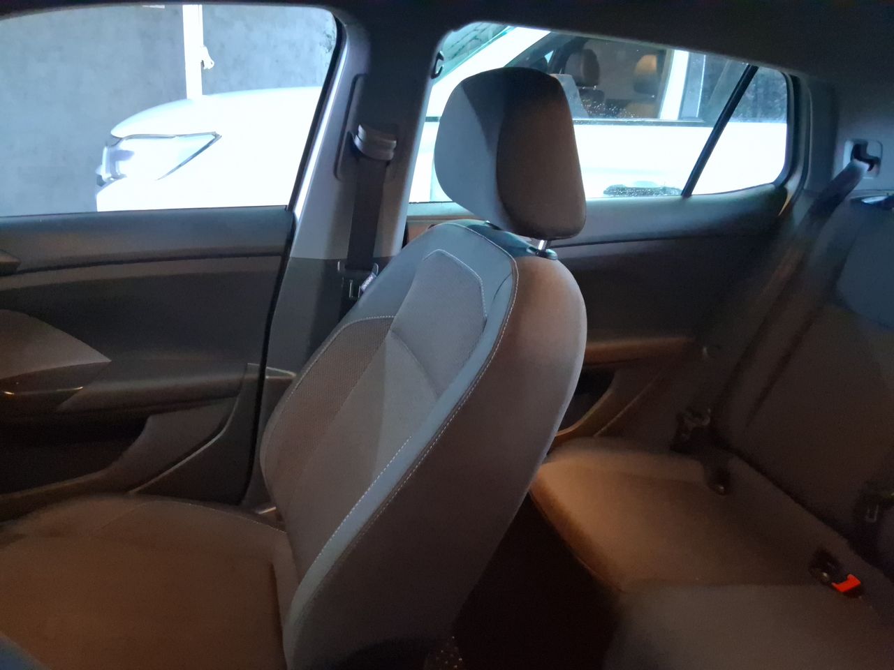 Volkswagen T-Cross — foto 2 de 29