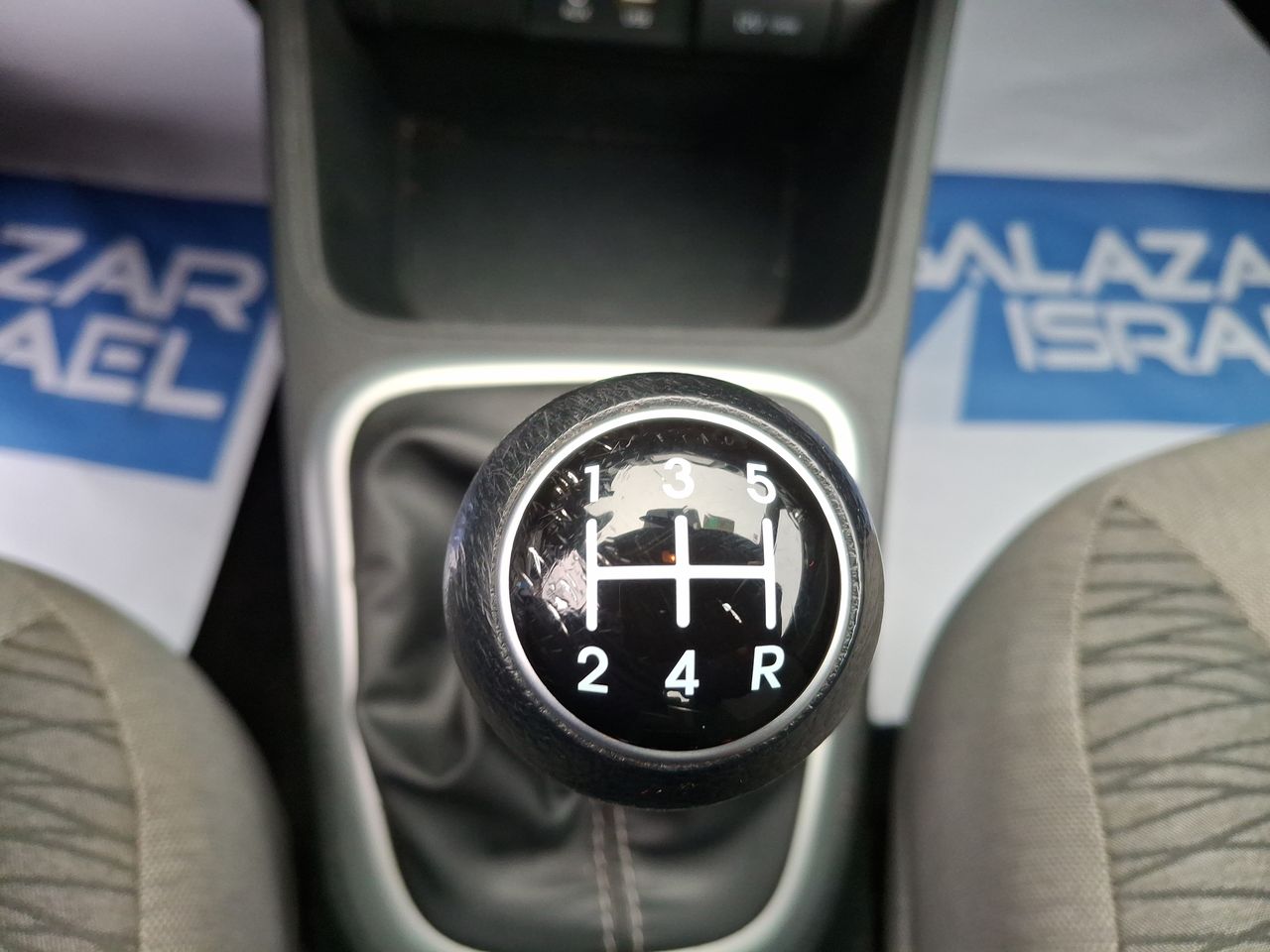 KIA - 30