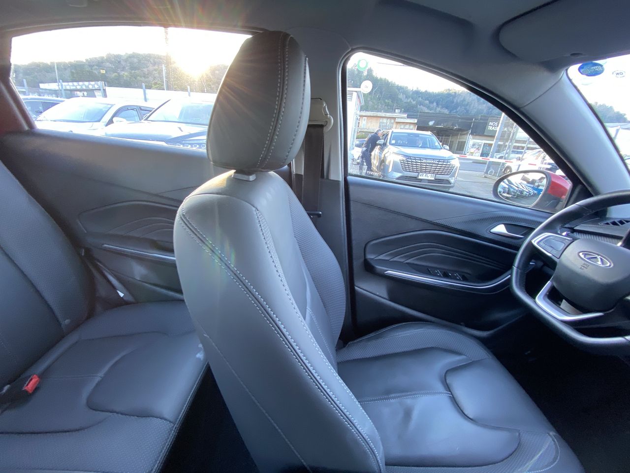 Chery Tiggo 3 — foto 8 de 28