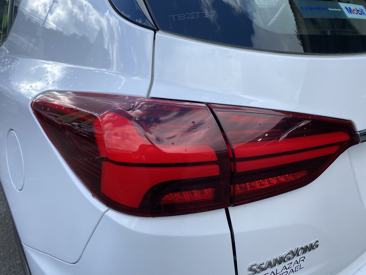 SSANGYONG - 21