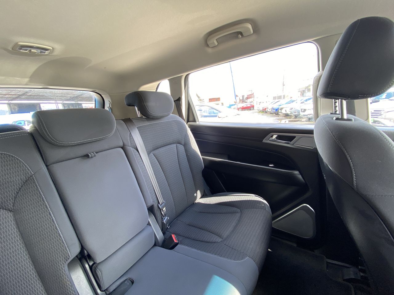 SSANGYONG - 14
