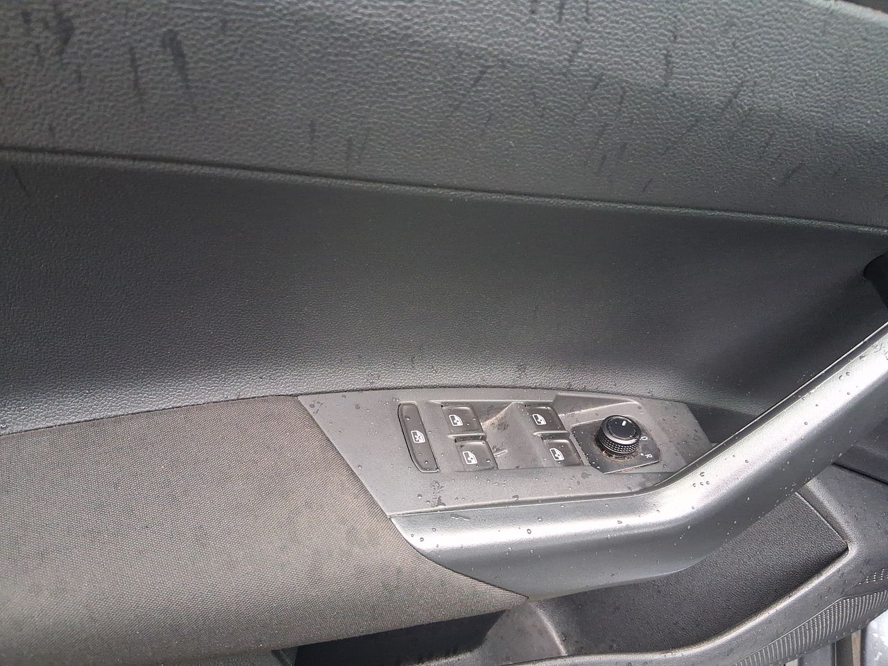 Volkswagen Nivus — foto 15 de 27