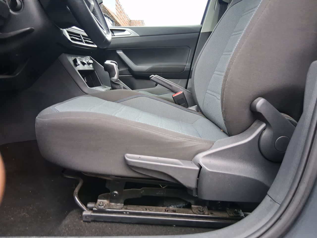 Volkswagen Nivus — foto 16 de 27