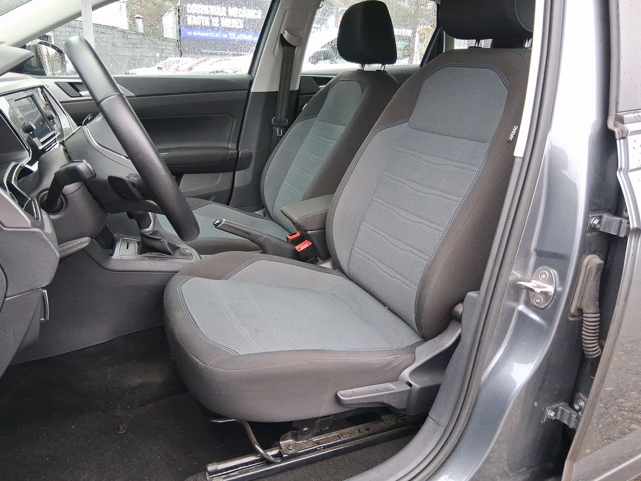 Volkswagen Nivus — foto 17 de 27