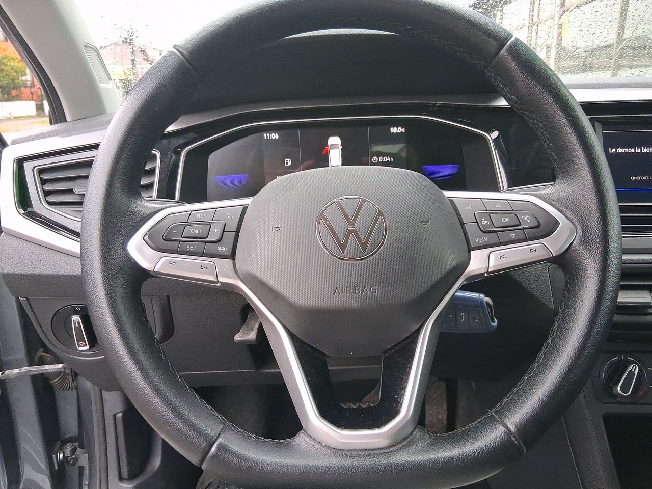 Volkswagen Nivus — foto 18 de 27