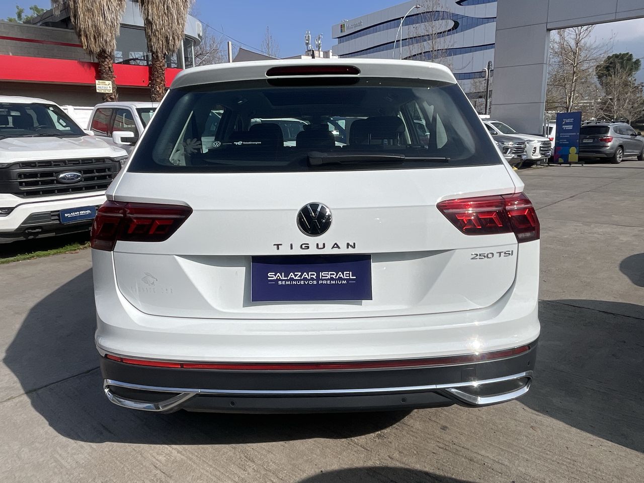VOLKSWAGEN - 6