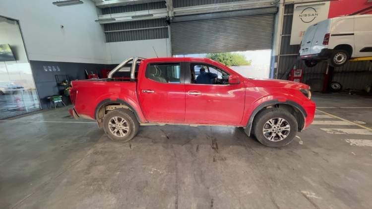 NISSAN - 3