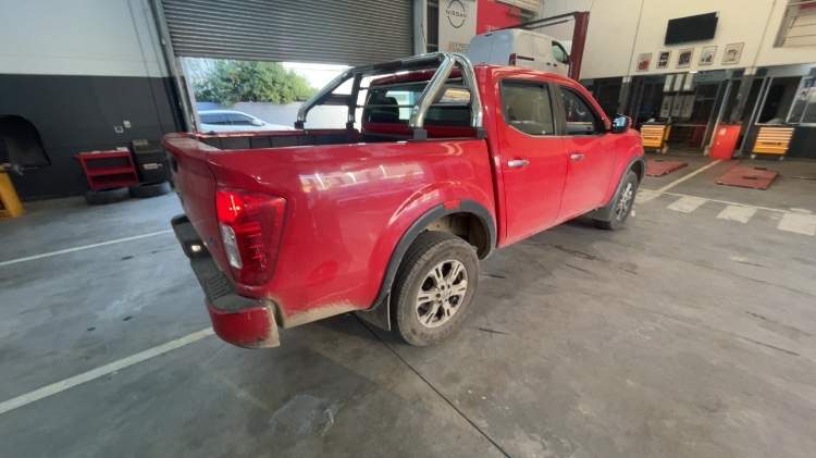 NISSAN - 4