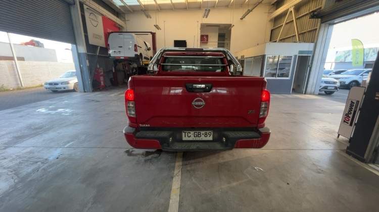 NISSAN - 5