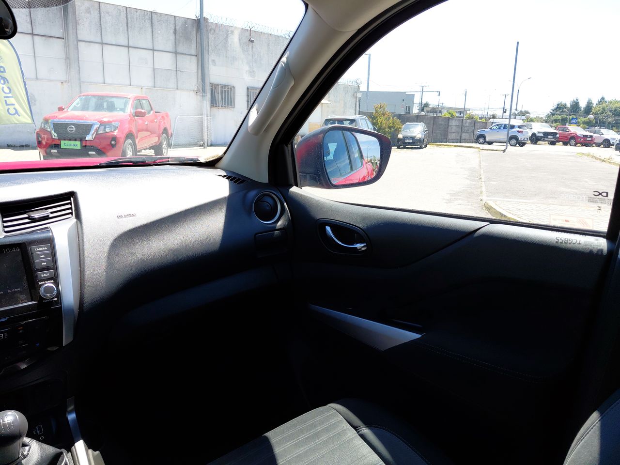 NISSAN - 10