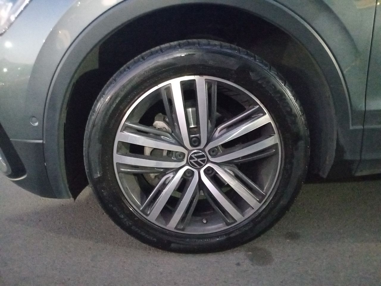 VOLKSWAGEN - 7