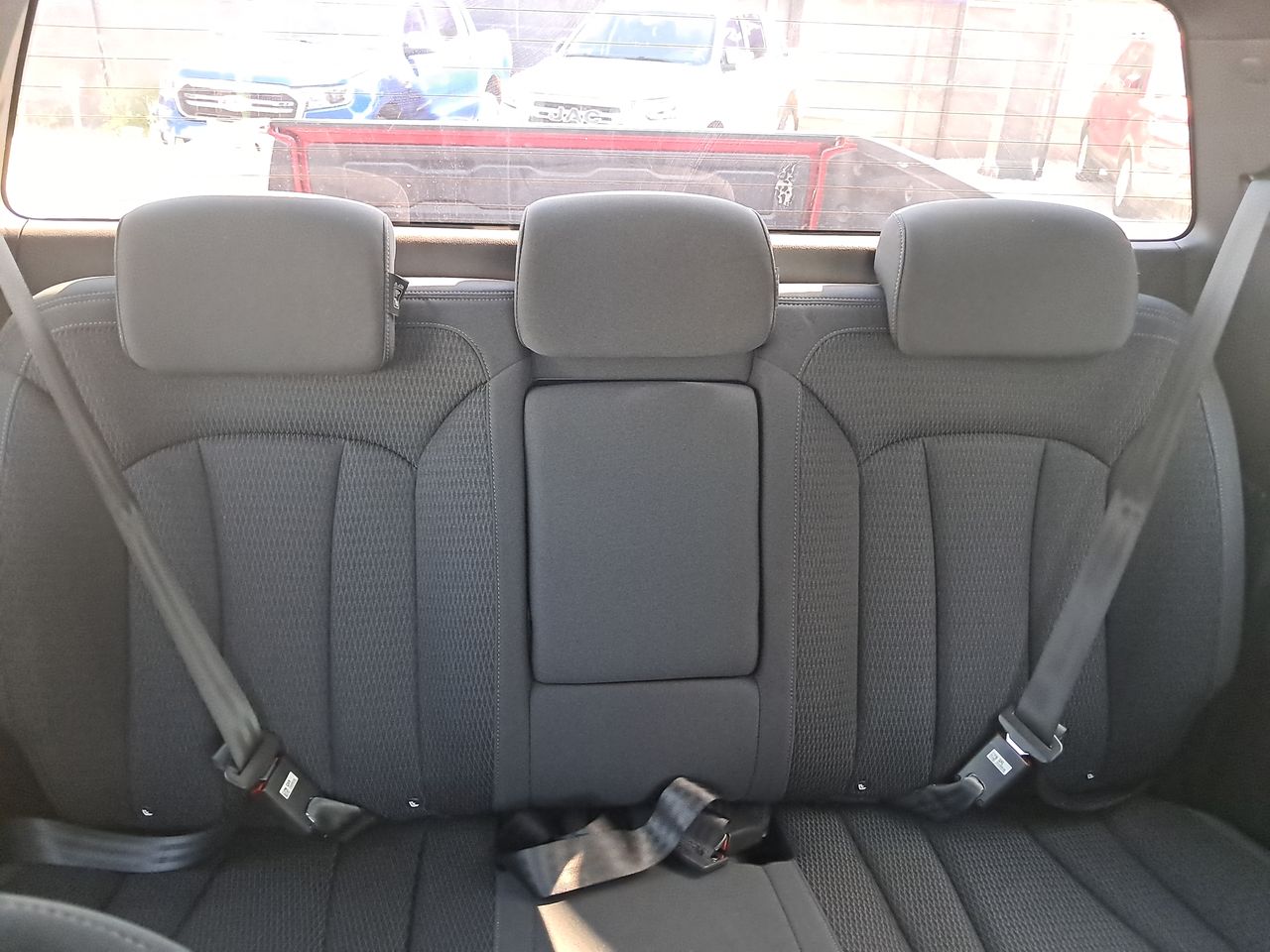 SSANGYONG - 31