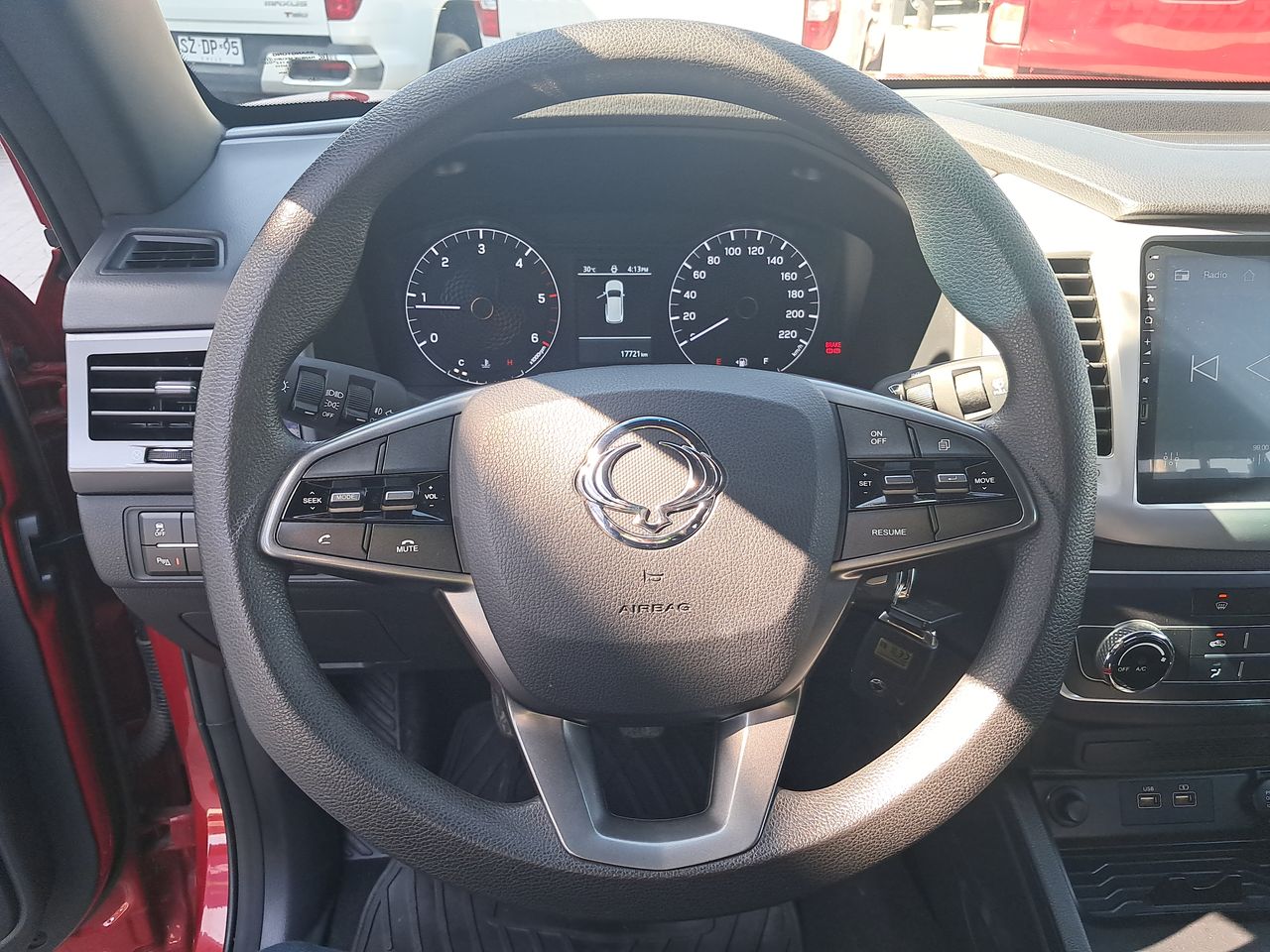 SSANGYONG - 23