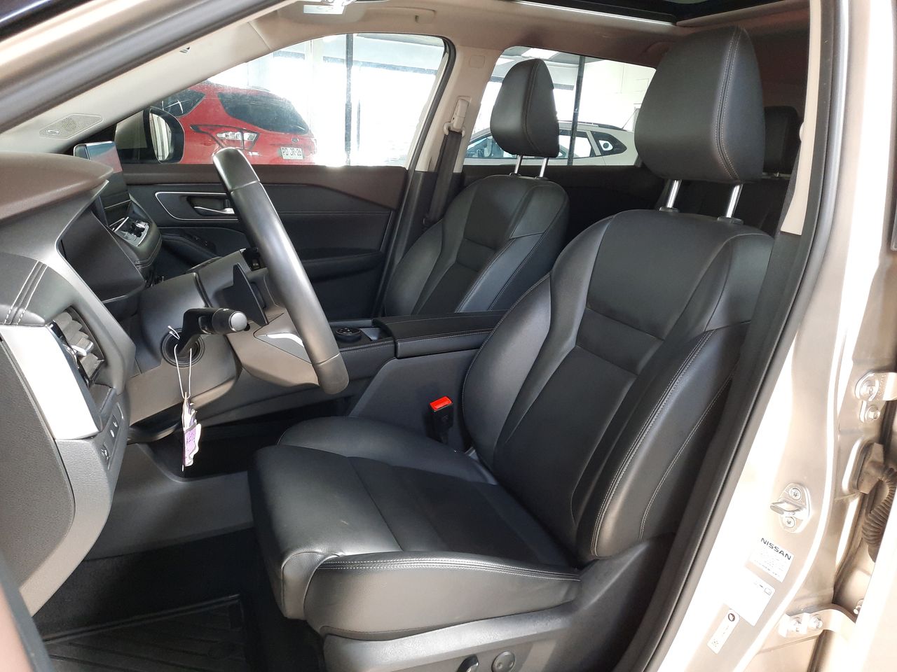 NISSAN - 25
