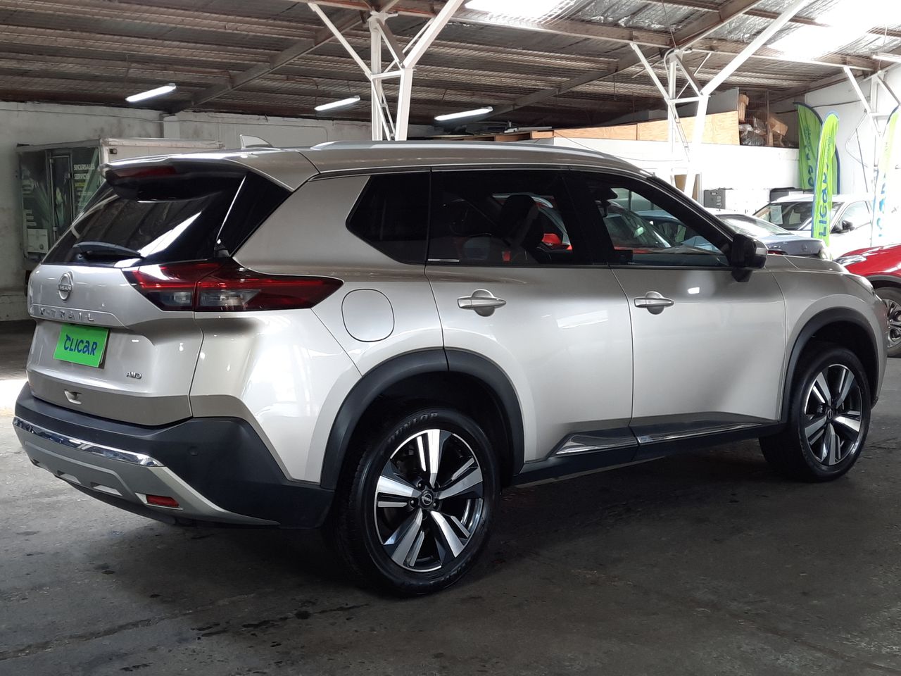 NISSAN - 7