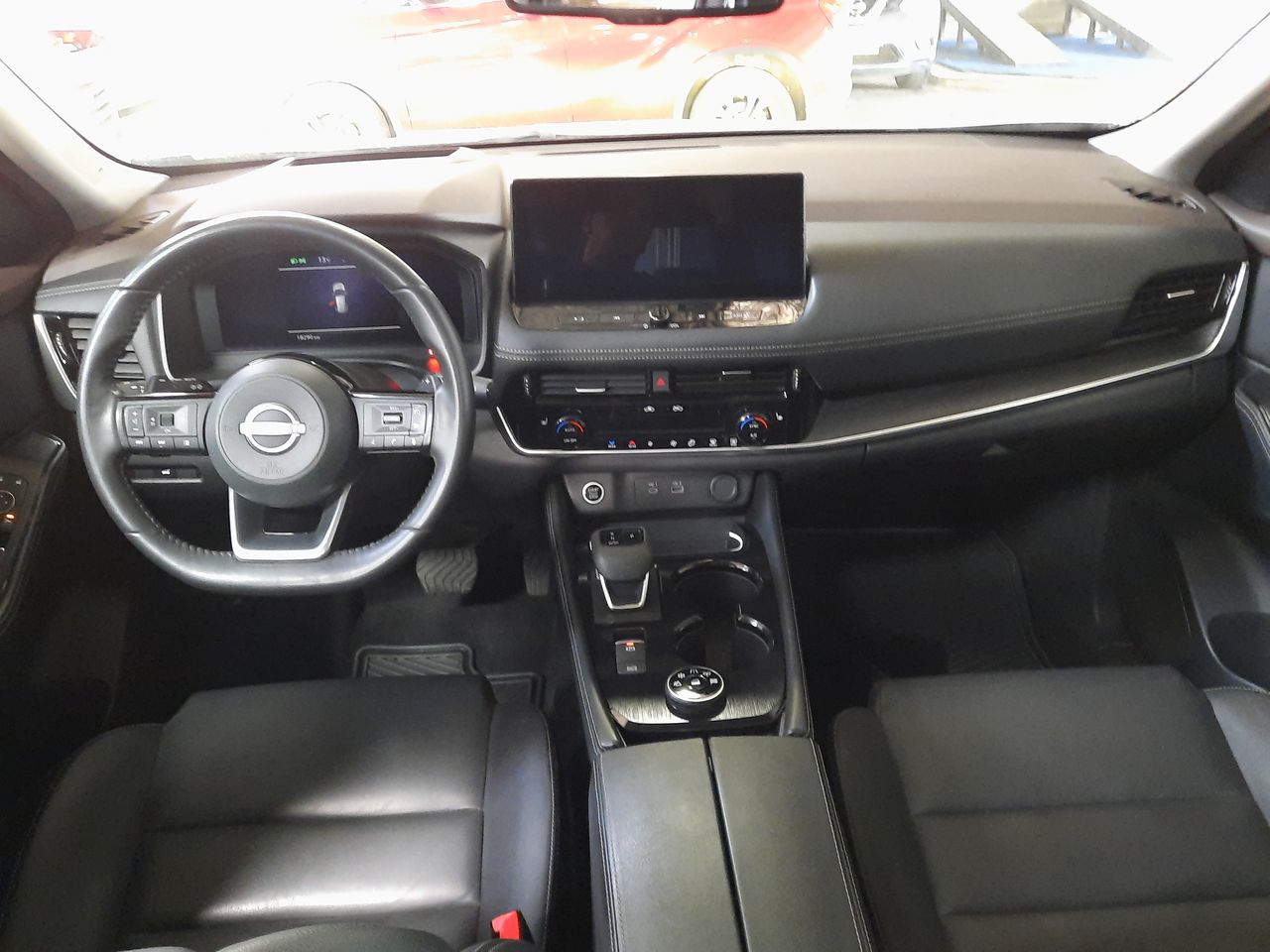 NISSAN - 9
