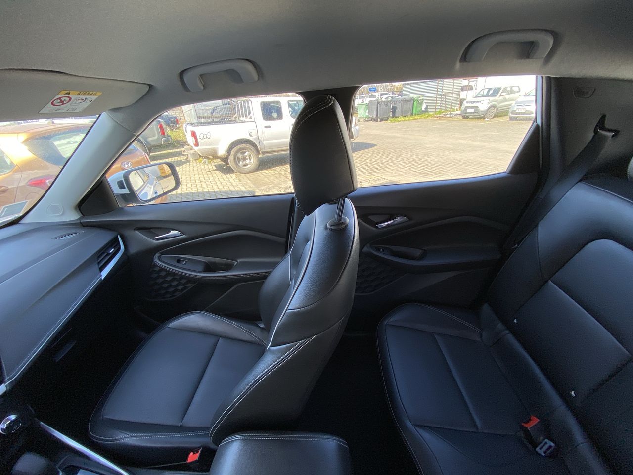 Chevrolet Montana — foto 4 de 28