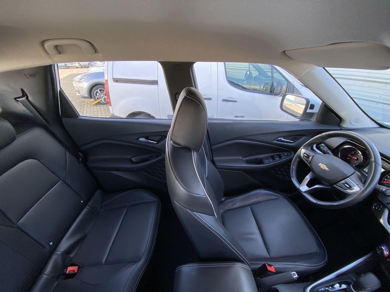 Chevrolet Montana — foto 8 de 28