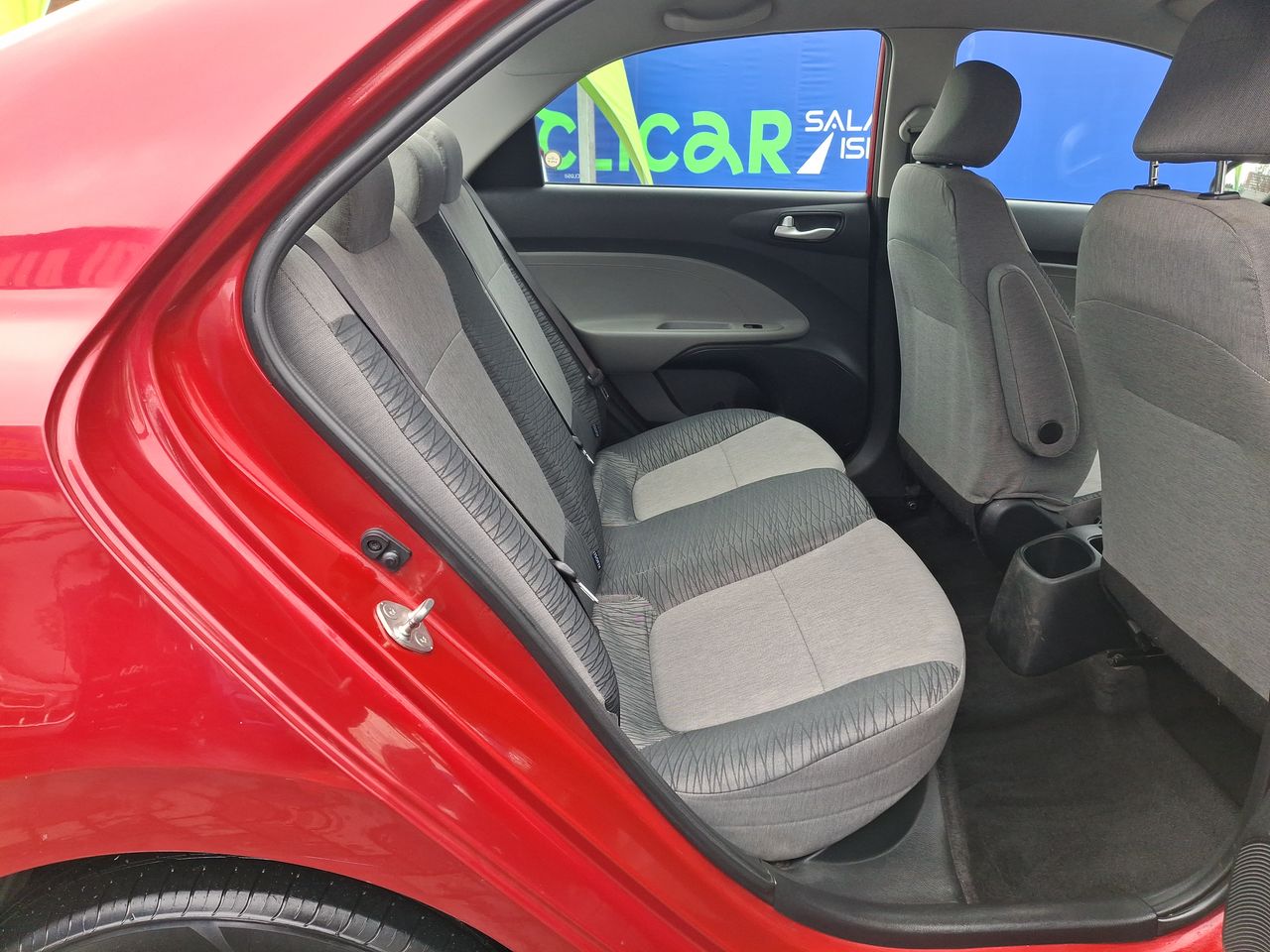 KIA - 24