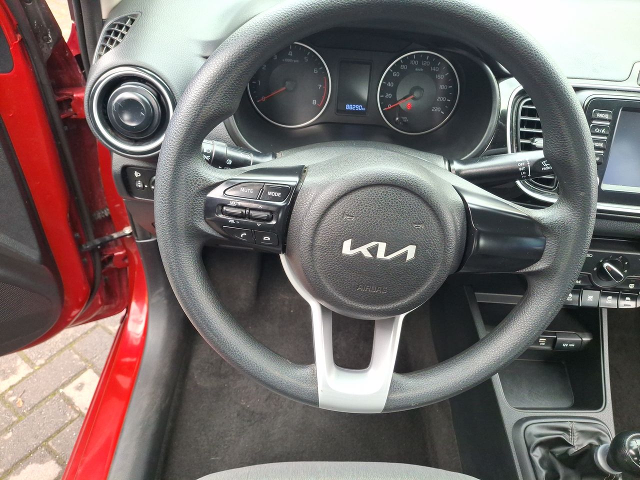 KIA - 15