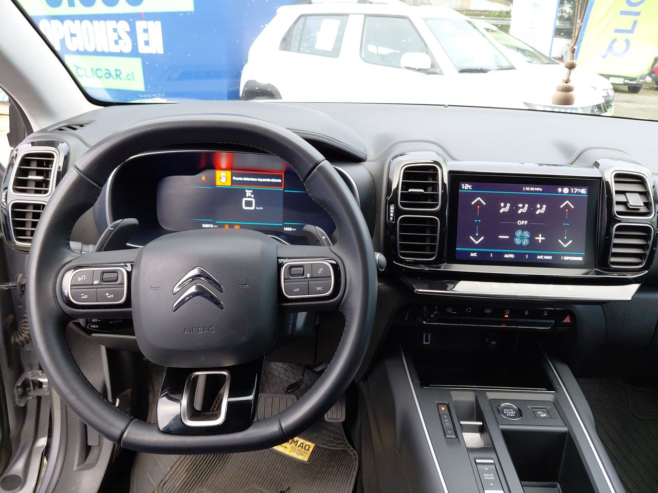 Citroën C5 Aircross — foto 30 de 33