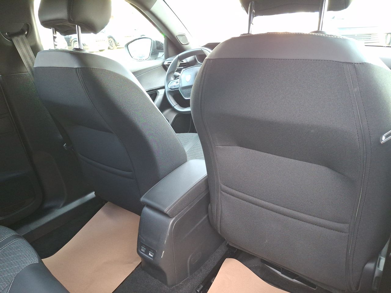 PEUGEOT - 4