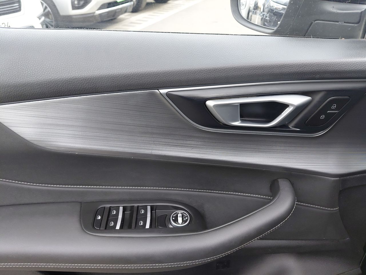Chery Tiggo 3 Pro — foto 22 de 35