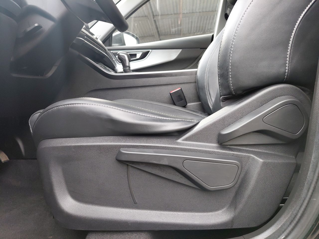 Chery Tiggo 3 Pro — foto 23 de 35