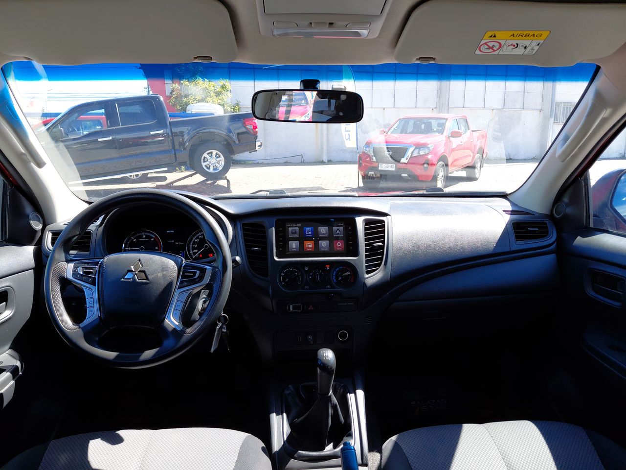 MITSUBISHI - 9