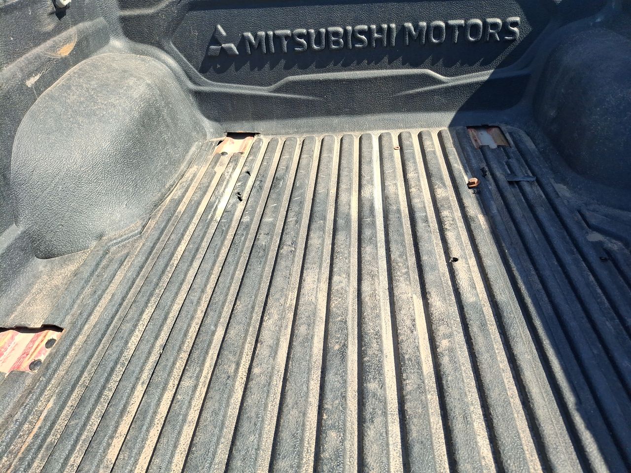 MITSUBISHI - 21