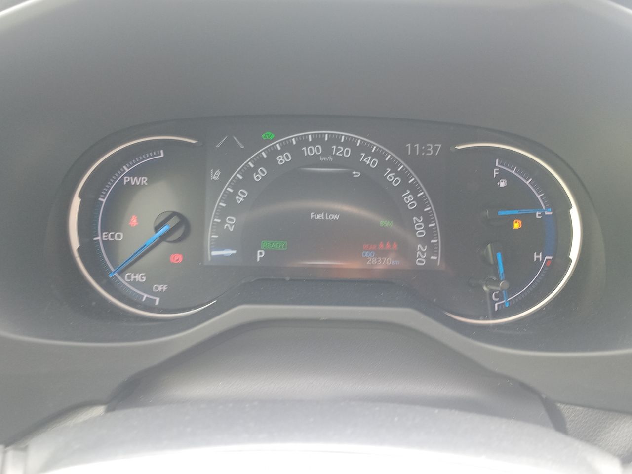 Toyota RAV4 — foto 27 de 36