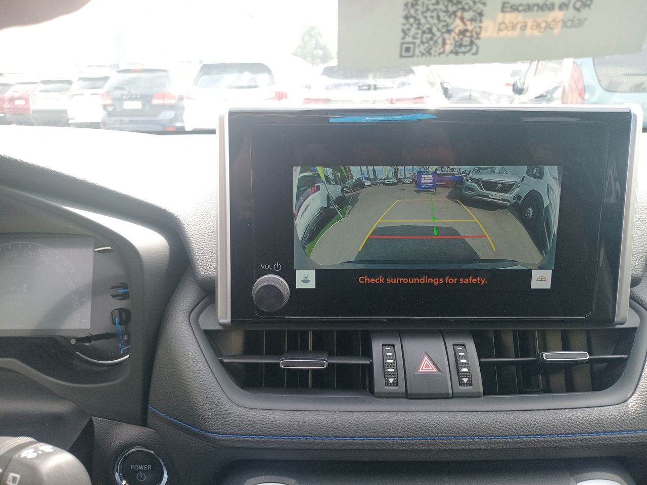 Toyota RAV4 — foto 29 de 36
