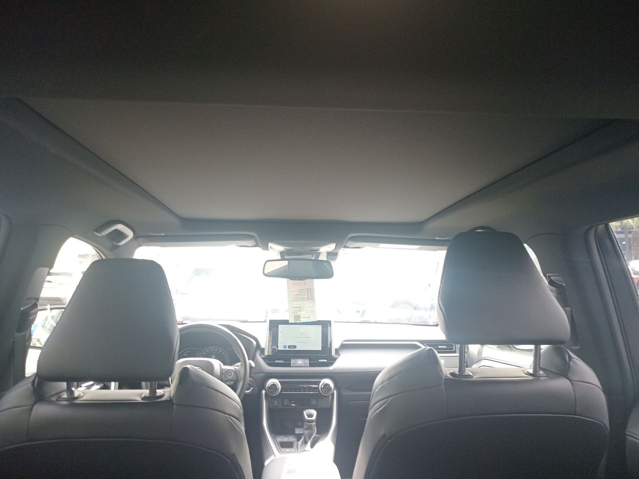 Toyota RAV4 — foto 33 de 36
