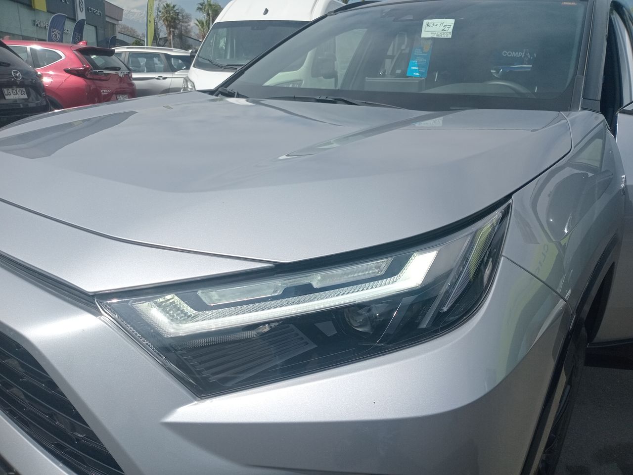 Toyota RAV4 — foto 18 de 36