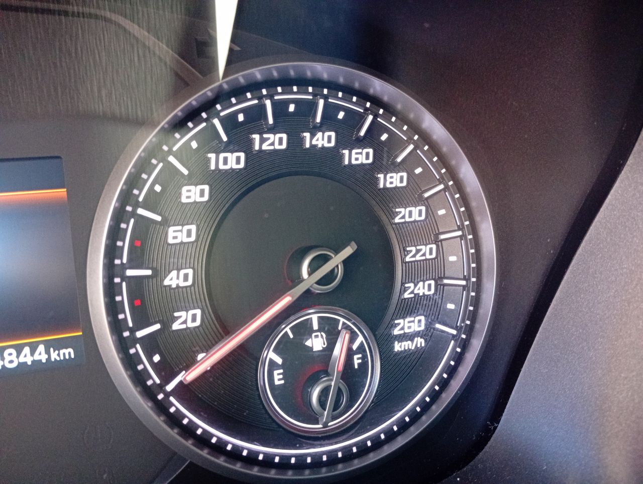 HYUNDAI - 28