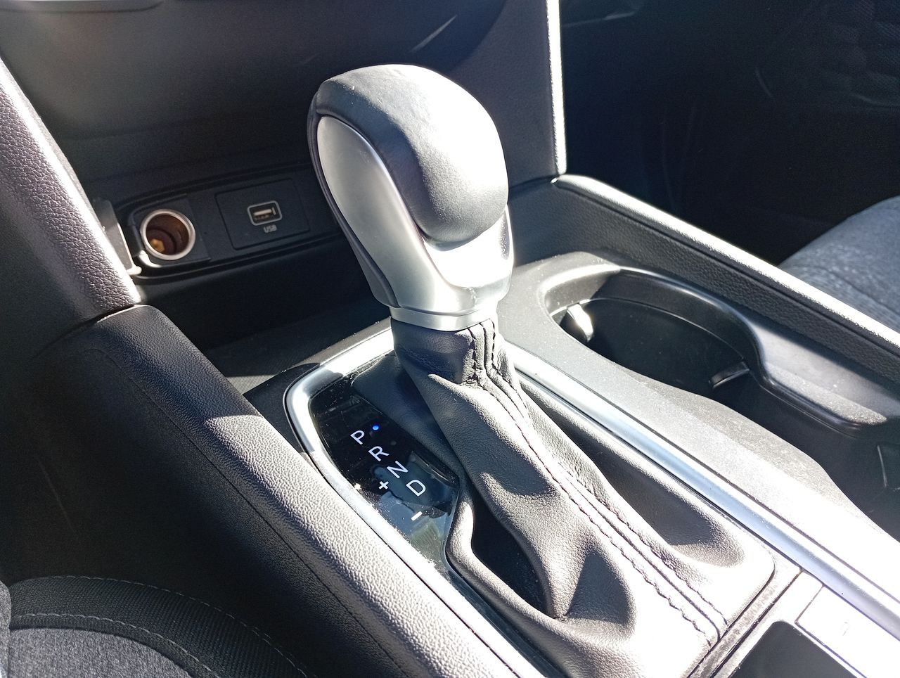 HYUNDAI - 32