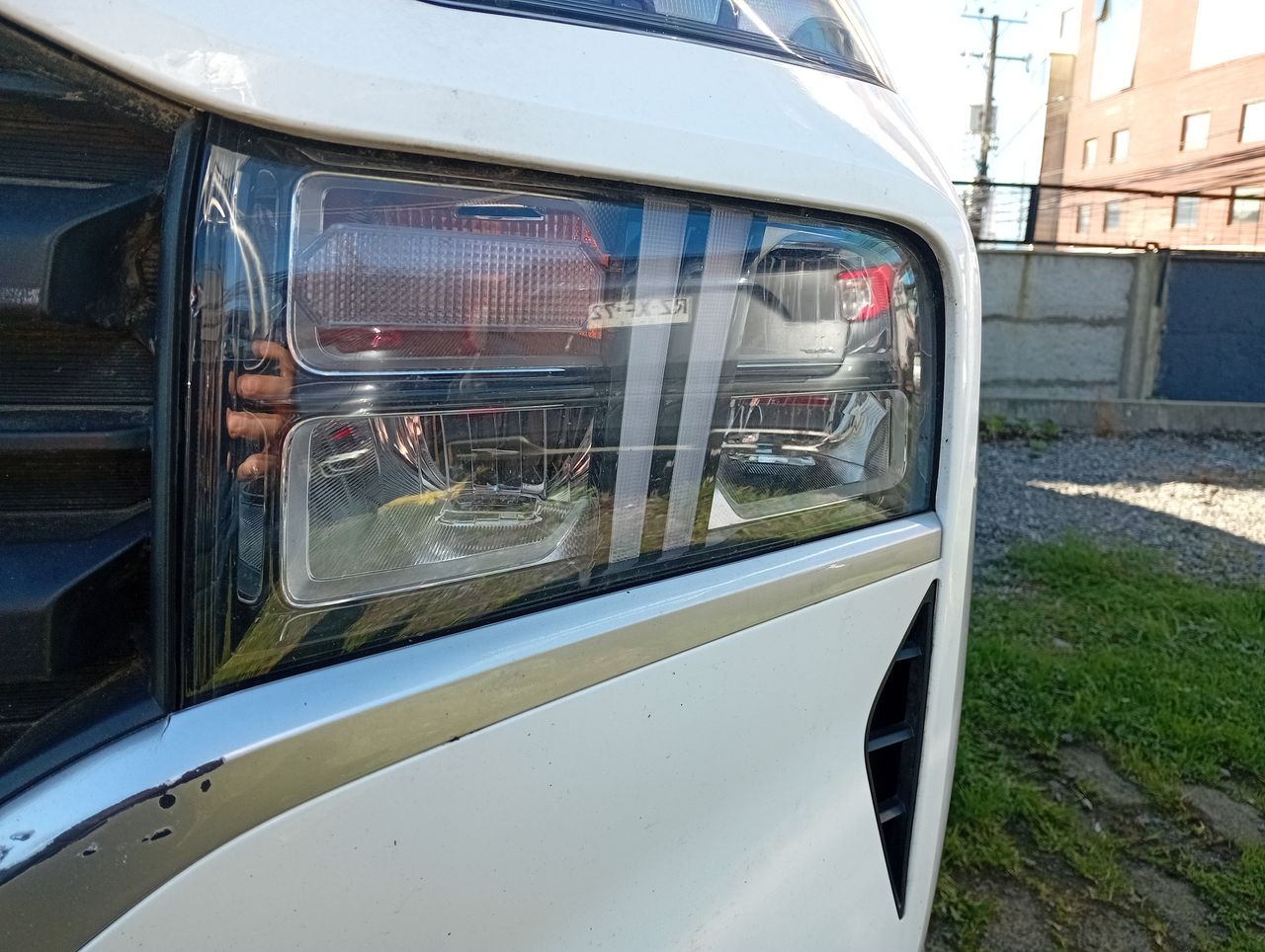 HYUNDAI - 20
