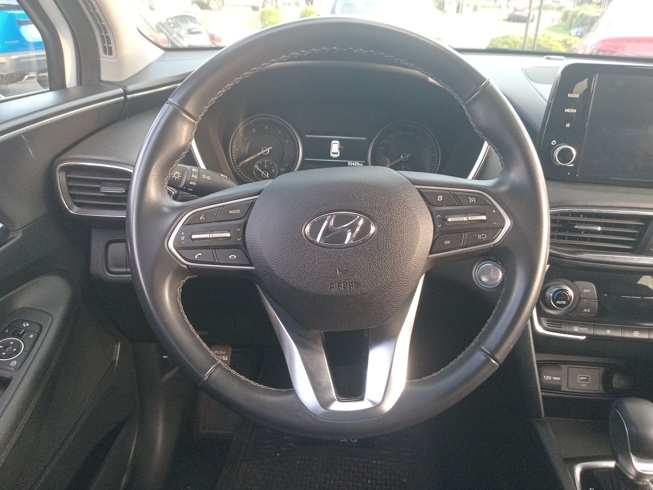 HYUNDAI - 26