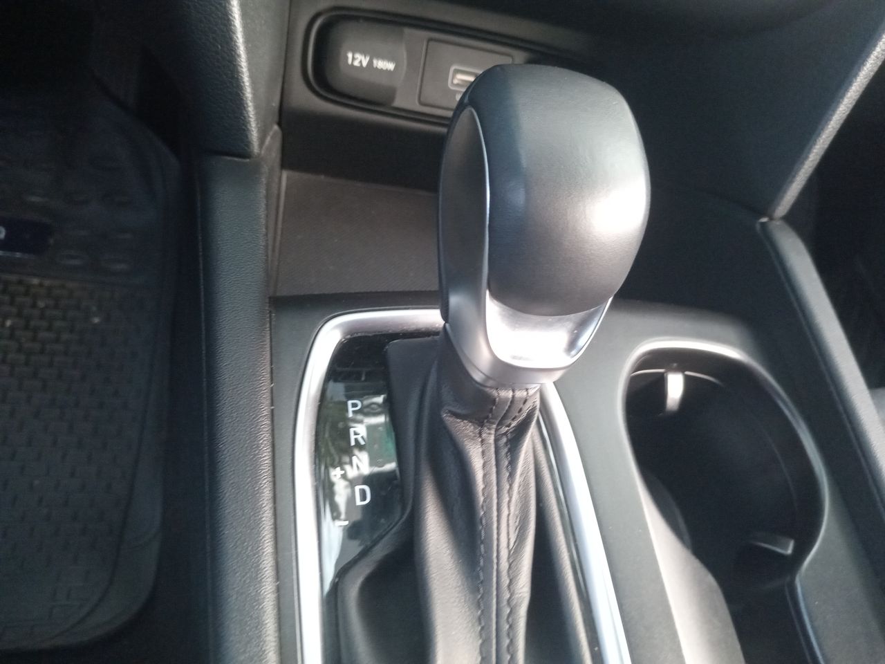 HYUNDAI - 32