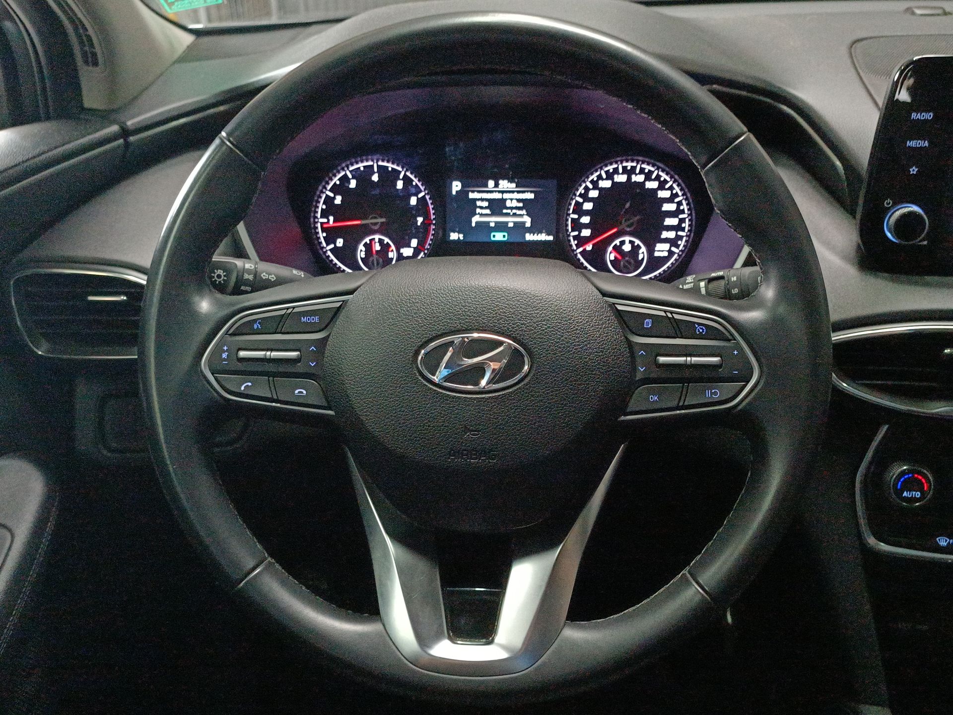 HYUNDAI - 21